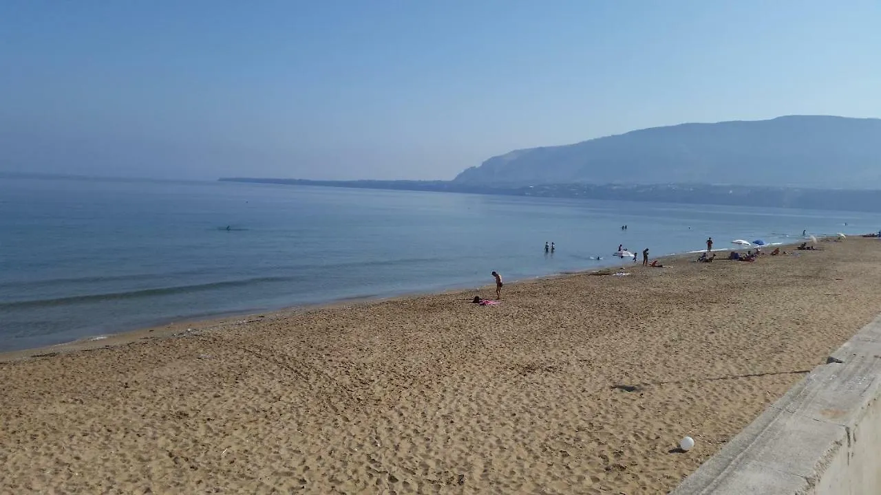 Сasa de vacaciones villa Roby casa blu Trappeto  Italia